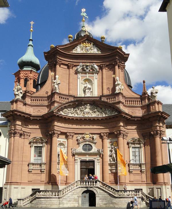 Kollegiatstift Neumünster