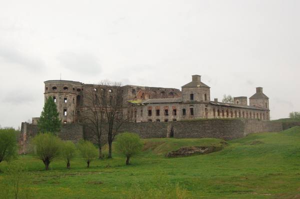 Krzyżtopór Castle