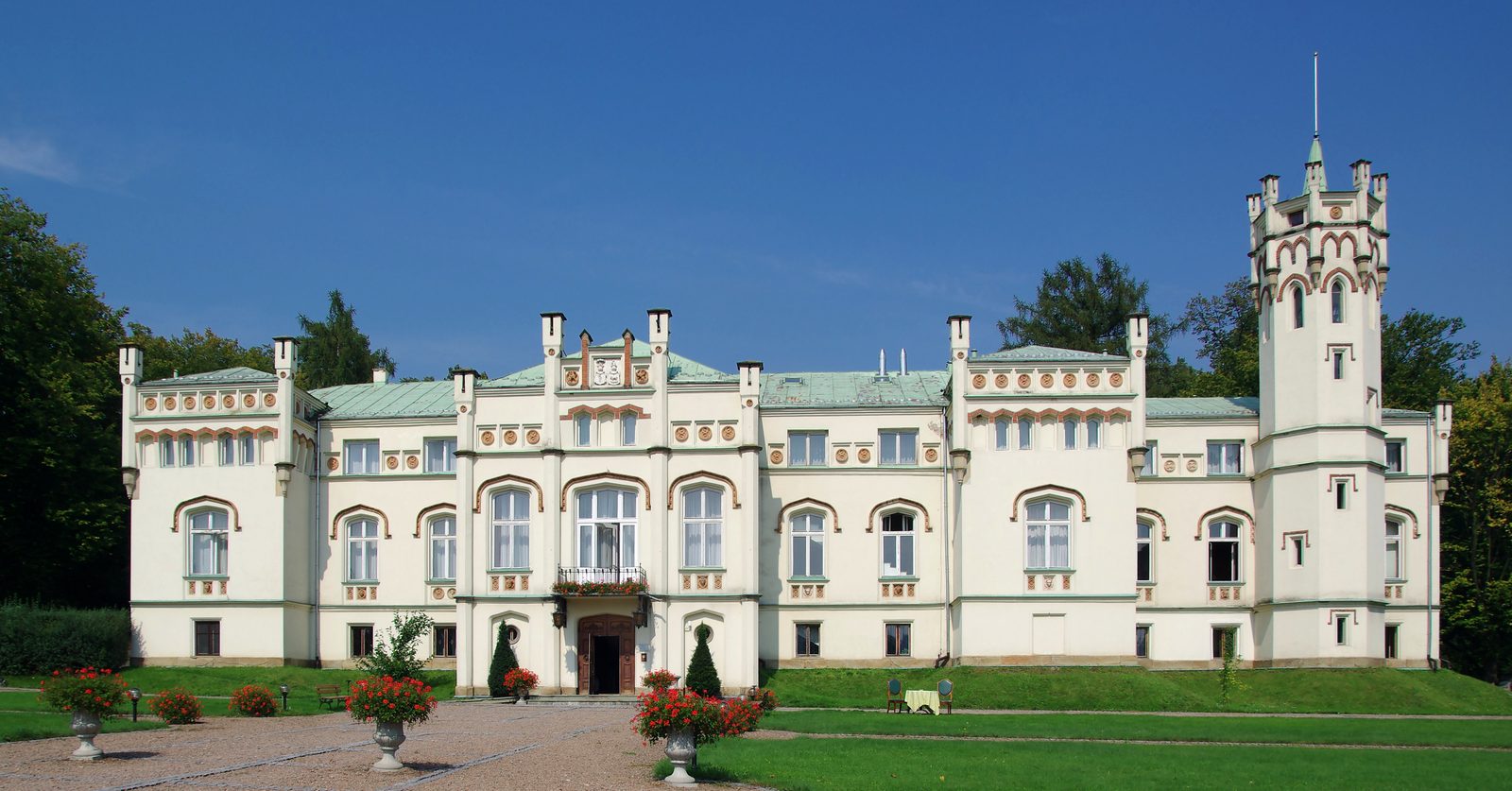 Paszkówka Castle