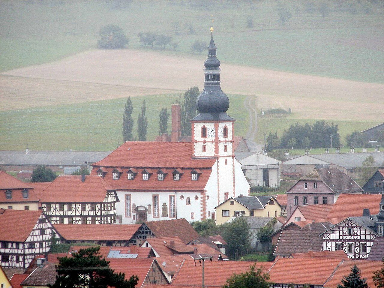 Gelbes Schloss Helmershausen