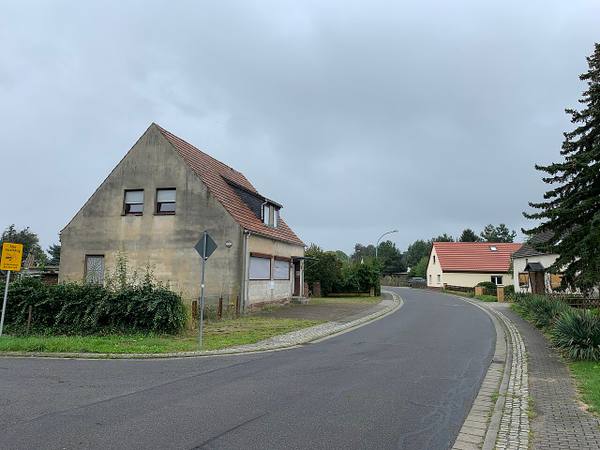 Drochow Manor