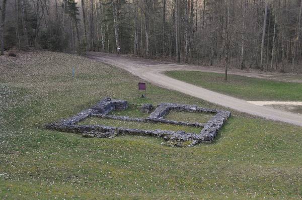 Sünikon Castle (Ruin)