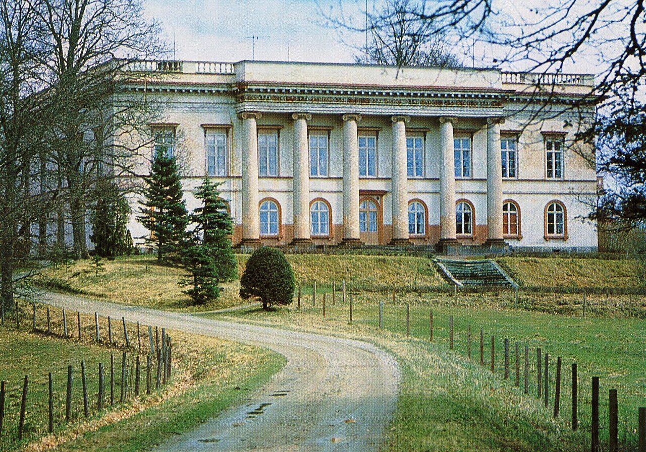 Ekensholm Castle
