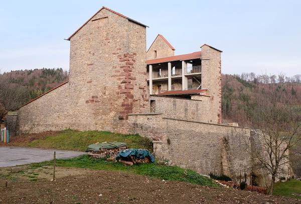 Hohendießen Castle