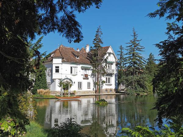 Schönau Castle