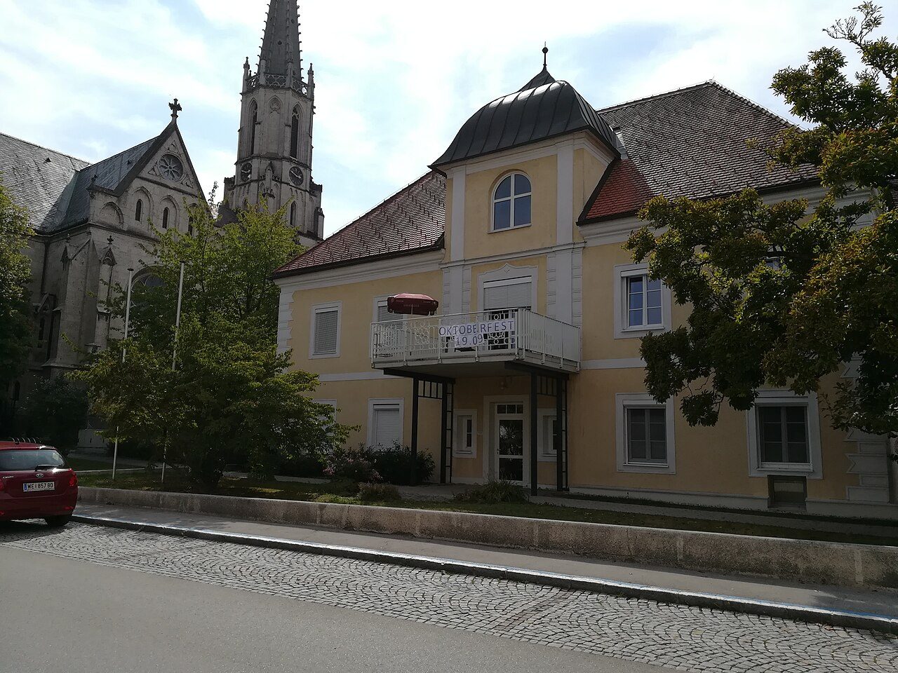 Hall Castle