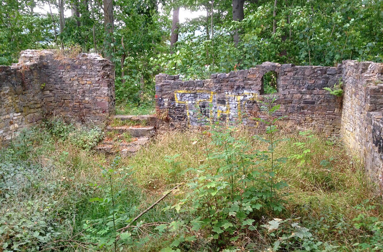Hünenburg Castle
