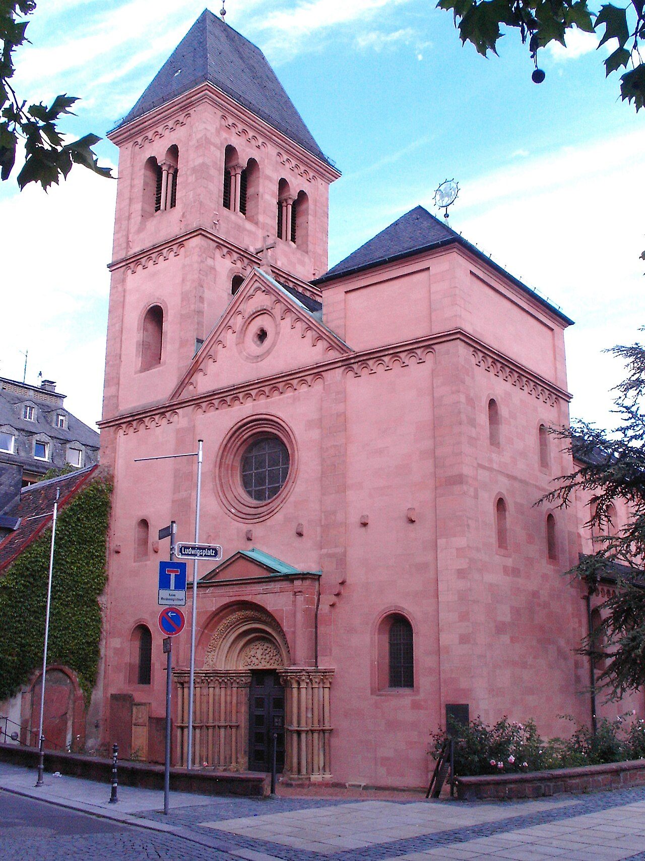 Kollegiatstift St. Martin
