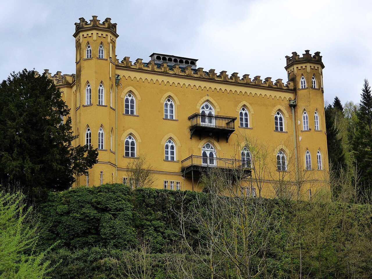 Hüttenstein Castle