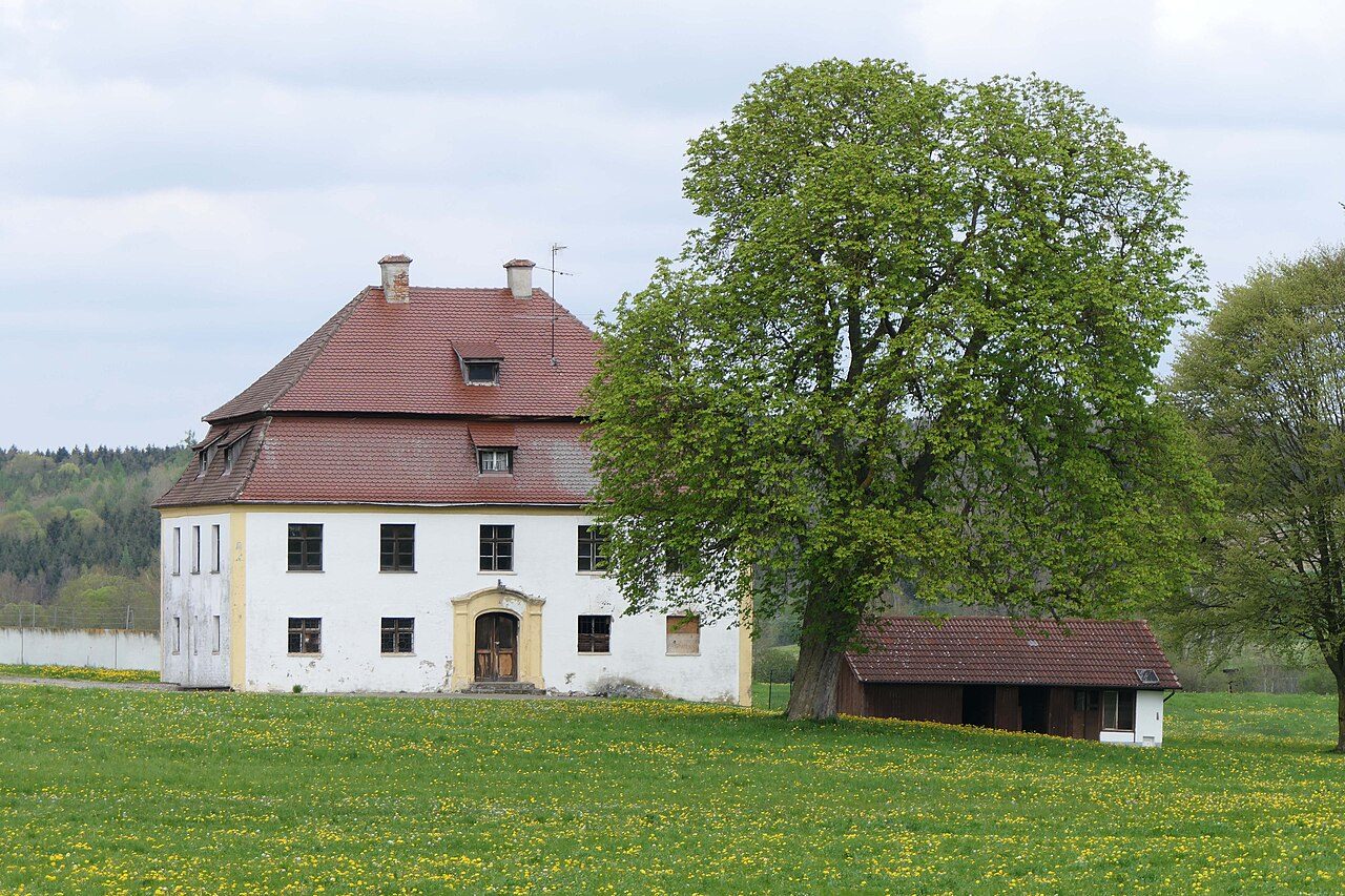 Edelbeuren Castle