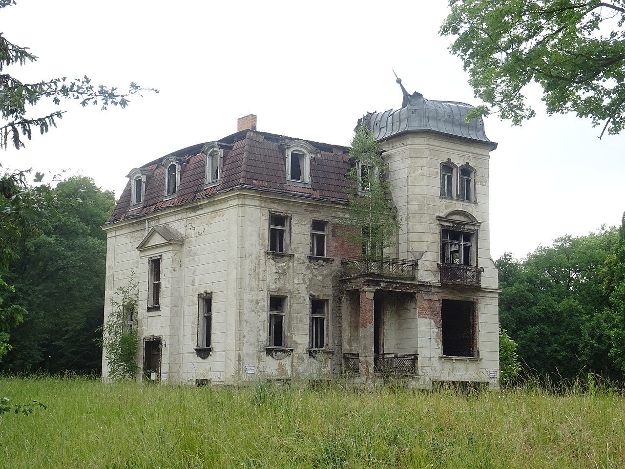 Castle Raakow